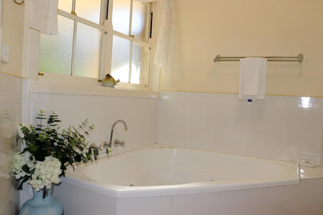 Plumes Boutique Bed & Breakfast Tamworth Zewnętrze zdjęcie