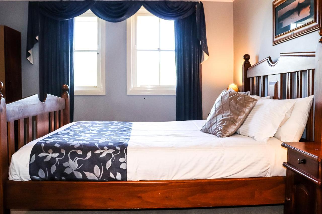Plumes Boutique Bed & Breakfast Tamworth Zewnętrze zdjęcie